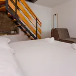 House Gordana *